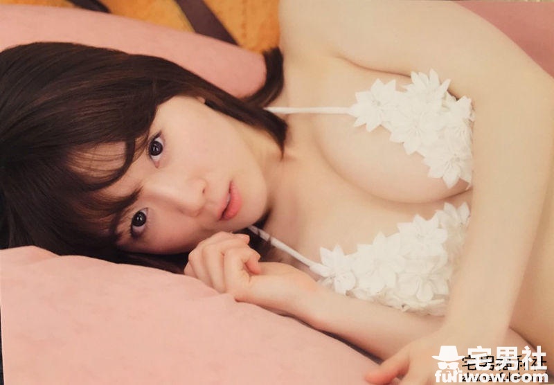 2016最受期待新人!姐姐系G罩杯新人园都-伊尤台