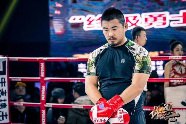 徐晓冬“输了吃屎”直播兑现赌约?-伊尤台
