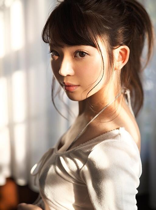 SSIN-742 (槙泉奈)18岁最强的新世代偶像诞生!奇迹的腰身