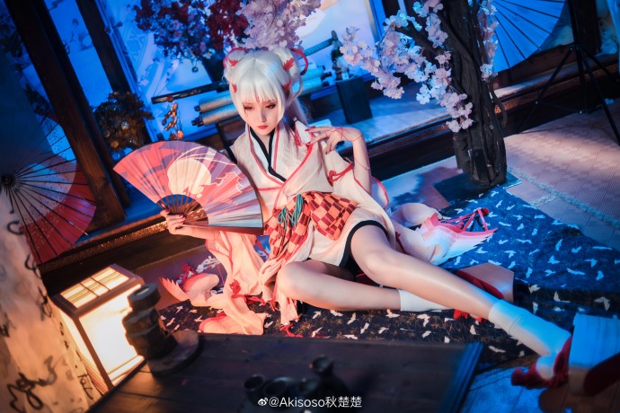 51妹子图@Akisoso秋楚楚 第一次看到这么美的不知火舞-伊尤台