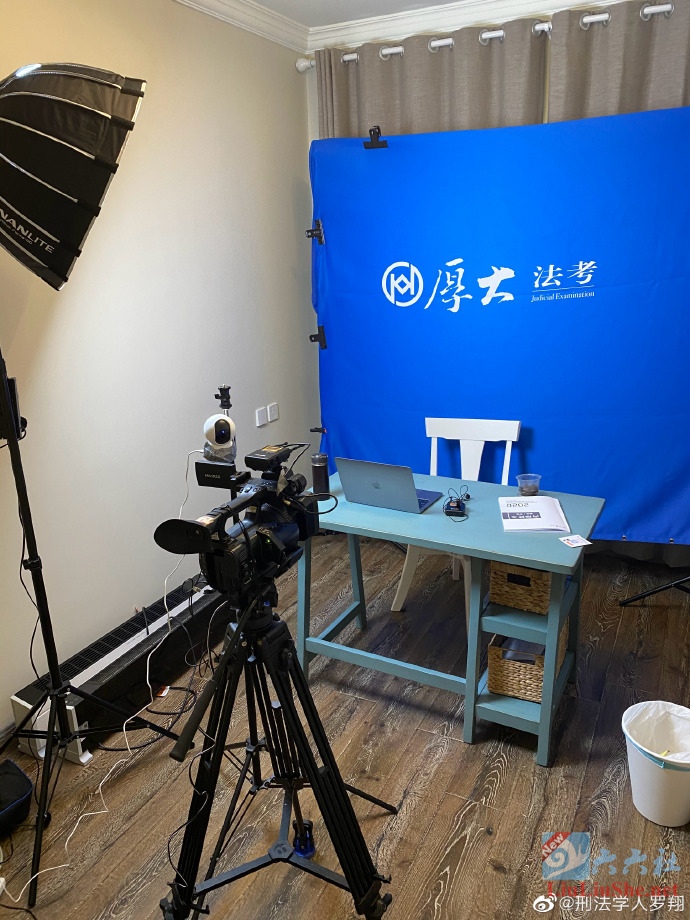 @罗翔说刑法 三天破百万粉丝的B站最火up主已经诞生-伊尤台