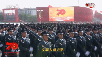 2019阅兵将我强迫症真的是被治舒服了-伊尤台