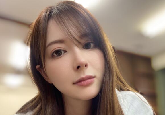 给岬奈奈美(岬ななみ)发大兄弟照会是什么反应?-伊尤台