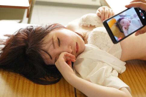 香水纯(香水じゅん)剧情作品美女老师被下药成学生的玩具-伊尤台