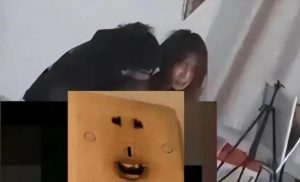 “烟台某学院小情侣画室1分52秒”小视频-伊尤台