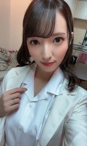 甜心乃姬《小花暖》精选作品推荐封面及内容剧情预览-伊尤台
