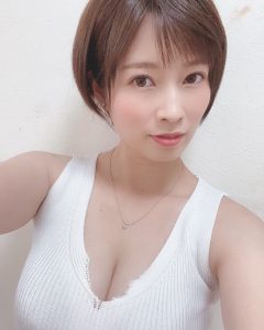 作品超过100部《奥田咲》精选作品推荐封面及内容剧情预览-伊尤台