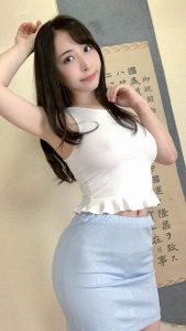 妩媚感混血女星《晶爱丽》最新作品推荐封面及内容剧情预览-伊尤台