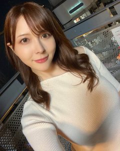 岬ななみ(岬奈奈美)最新作品推荐封面及内容剧情预览-伊尤台