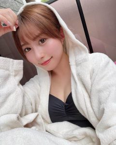 147萝莉女神《成瀬心美》最新作品推荐封面及内容剧情预览-伊尤台