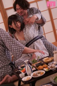 「出差期间的温泉」系列作品推荐封面及内容剧情预览-伊尤台