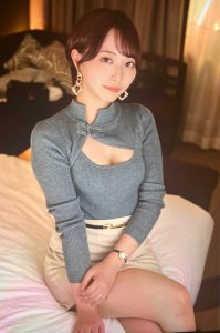 三十岁人妻《那贺崎雪音》精选作品推荐封面及内容剧情预览-伊尤台