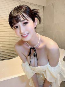 「白岩冬萌」最新作品MIKR-008封面及内容剧情预览-伊尤台