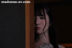 小花 のん(小花暖)最新作品JUR-111封面及内容剧情预览-伊尤台