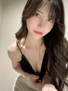 蓝芽水月(蓝芽みずき)最新作品MFYD-057封面及内容剧情预览-伊尤台